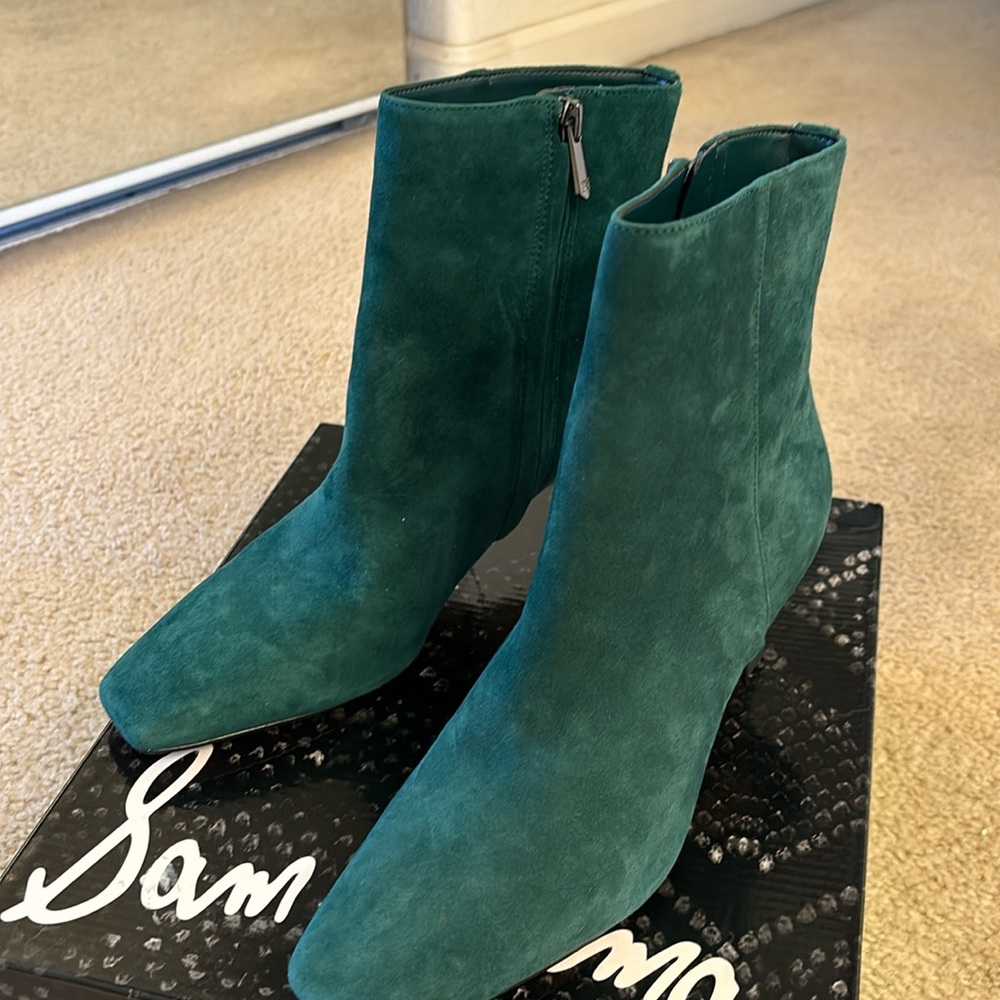 Sam Edelman ankle boots with side zipper brand new comes with box